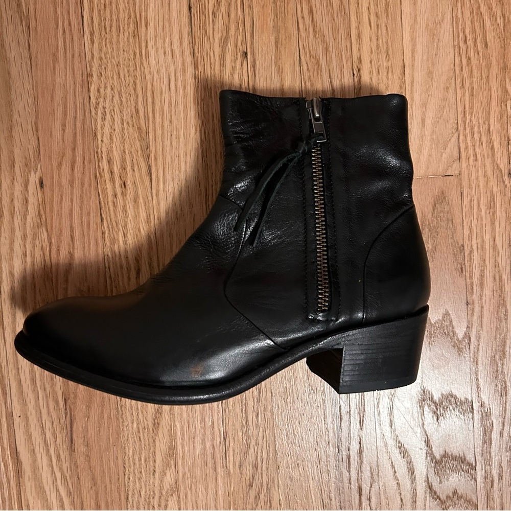 Blackstone Black Ankle Boots